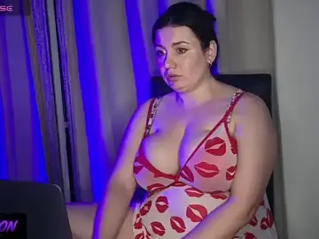 Stripchat Sex Cam of RealGoddessBellaBlaze