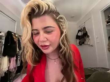 Stripchat Nude Webcam of luckygigi
