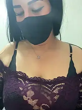 Stripchat Nude Webcam of mari_layali