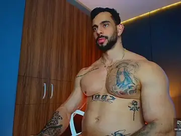 Stripchat Sex Chat of massimo_visconti