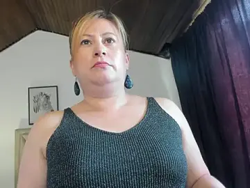 Stripchat Live Sex Cam of MonyCassius