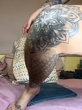 Stripchat Live Sex Cam of chulapiale