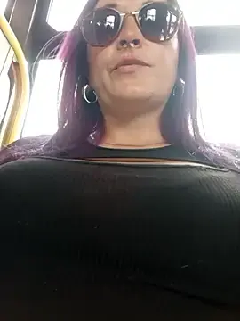 Stripchat Live Sex Cam of sophie_banger