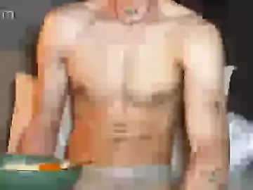 Stripchat Nude Webcam of strongManLatino