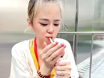 Stripchat Live Porn of KKMM168