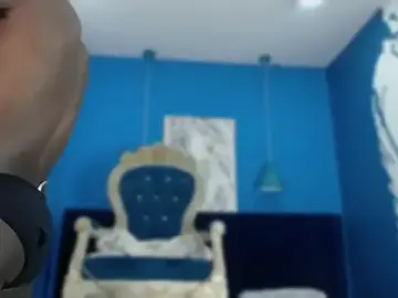 Stripchat Sex Cam of William_Bennett
