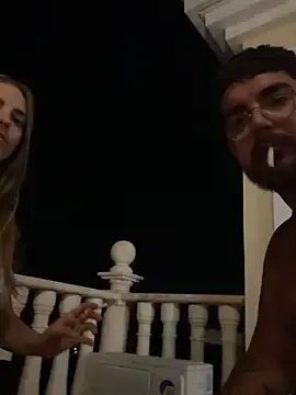 Stripchat Free Porn Cam of MrAndMrsSavage