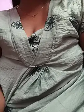 Stripchat Free Porn Cam of mallugadi89