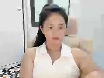 Stripchat Free Porn Cam of AmyLinee_1