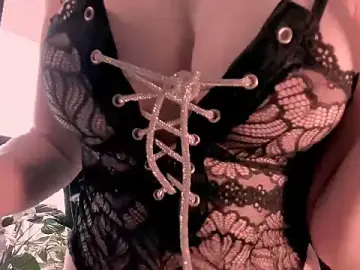 Stripchat Live Sex Cam of blond3bab3