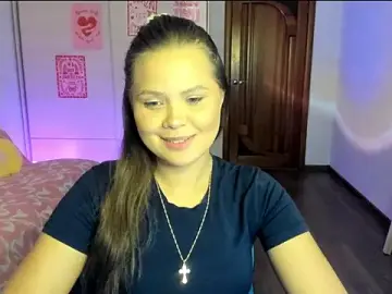 Stripchat Adult Webcams of Kira_love_81