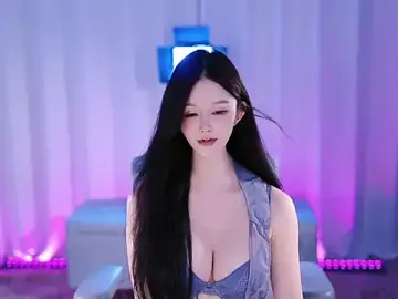 Stripchat Live Sex Cam of LoveJay520