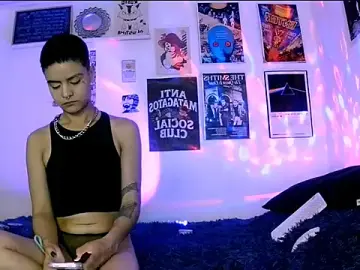 Stripchat Free Porn Cam of alex_one888
