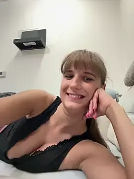 Stripchat Free Porn Cam of jennifer11772
