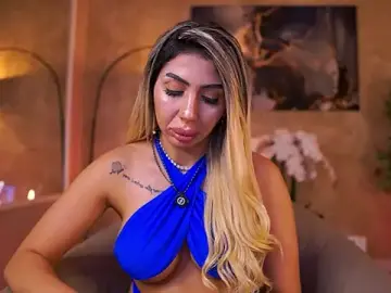 Stripchat Nude Webcam of LucyyRosse