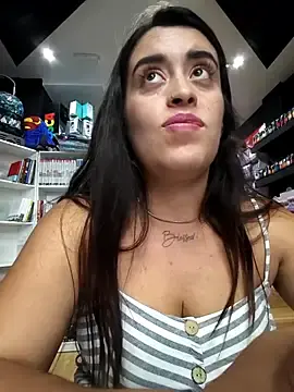 Stripchat Free Porn Cam of MissNyraSecret