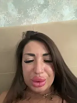 Stripchat Best live sex cam show of RuslanaXX