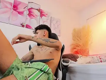 Stripchat Live Sex of Tommy_valverde