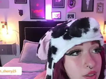 Stripchat Best Webcam of Leah_cherry