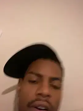 Stripchat Live Sex Cam of Guzdick