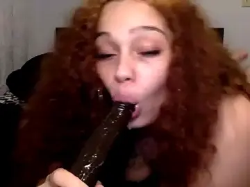 Stripchat Live Porn of sapphirestorm8