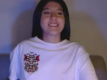 Stripchat Free Porn Cam of BubbleGumm_