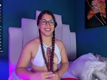 Stripchat Live Sex Cam of Ivanna_Wesley