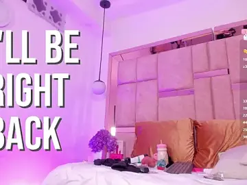 Stripchat Best live sex cam show of emily_daarell