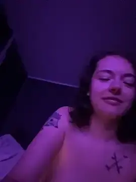 Stripchat Free Porn Cam of Sassy-Goddess96