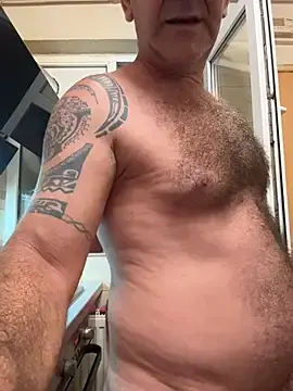Stripchat Free Porn Cam of COBRAboySEX@xh