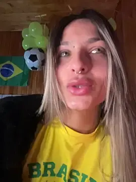 Stripchat Live Sex of AliceStone19