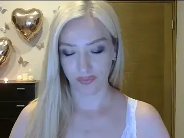 Stripchat Best live sex cam show of Wild_Silk_Desire