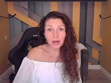 Stripchat Best Webcam of EllaLong