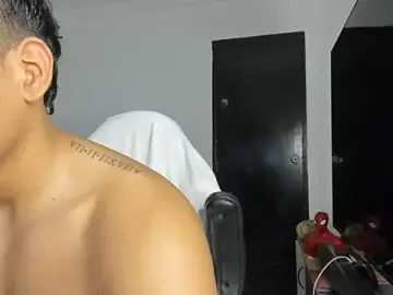 Stripchat Best Webcam of bigger_ragnarsson