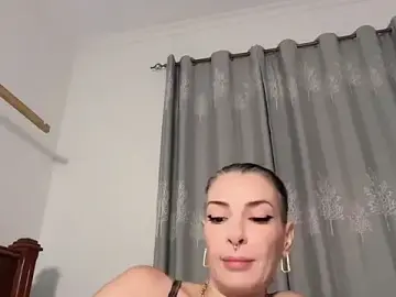 Stripchat Best live sex cam show of ChloeXSecret