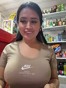 Stripchat Live Sex Cam of Sara_fun