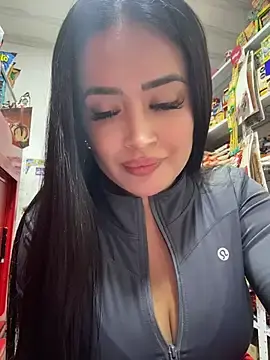 Stripchat Free Live Porn of Sara_fun