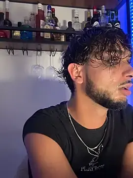 Stripchat Live Sex Cam of Gipsyboysteve
