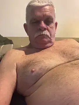 Stripchat Live Sex Cam of Silver1959