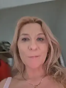 Stripchat Best live sex cam show of KaylinJan