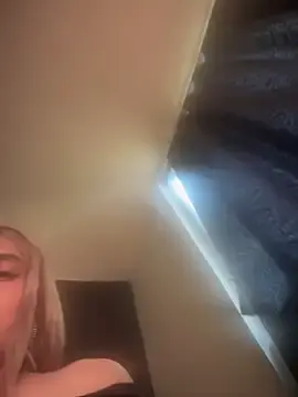 Stripchat Live Sex Cam of _Danna