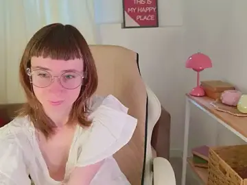 Stripchat Free Porn Cam of Naomi_Evermore