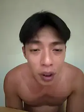 Stripchat Free Porn Cam of Yooo17