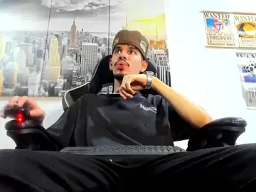 Stripchat Best Webcam of BRAYHAMBROWN