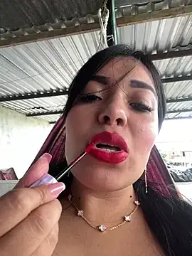 Stripchat Free Live Porn of _SARA_69