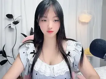 Stripchat Live Sex Cam of Winnie666999
