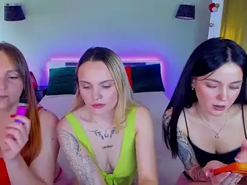Stripchat Best live sex cam show of MagicEyess