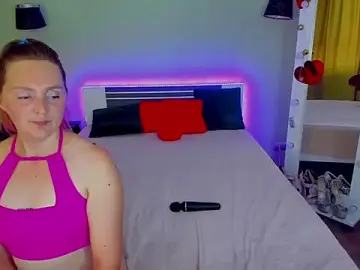 Stripchat Free Porn Cam of MagicEyess