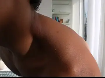 Stripchat Free Porn Cam of Paradise_boy__