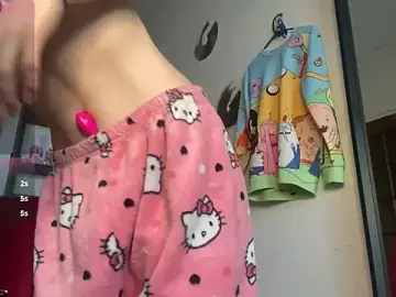 Stripchat Sex Chat of SkinnyWhiteAngel